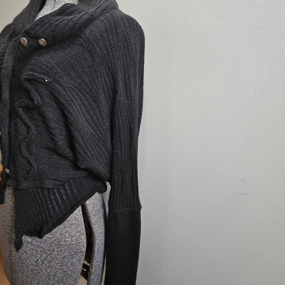 Chic Black Ruffled Women's Cardigan - Picture 4 of 7